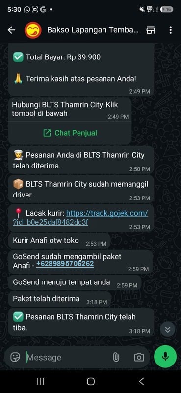 Chat WhatsApp berisi status pesanan sedang disiapkan
